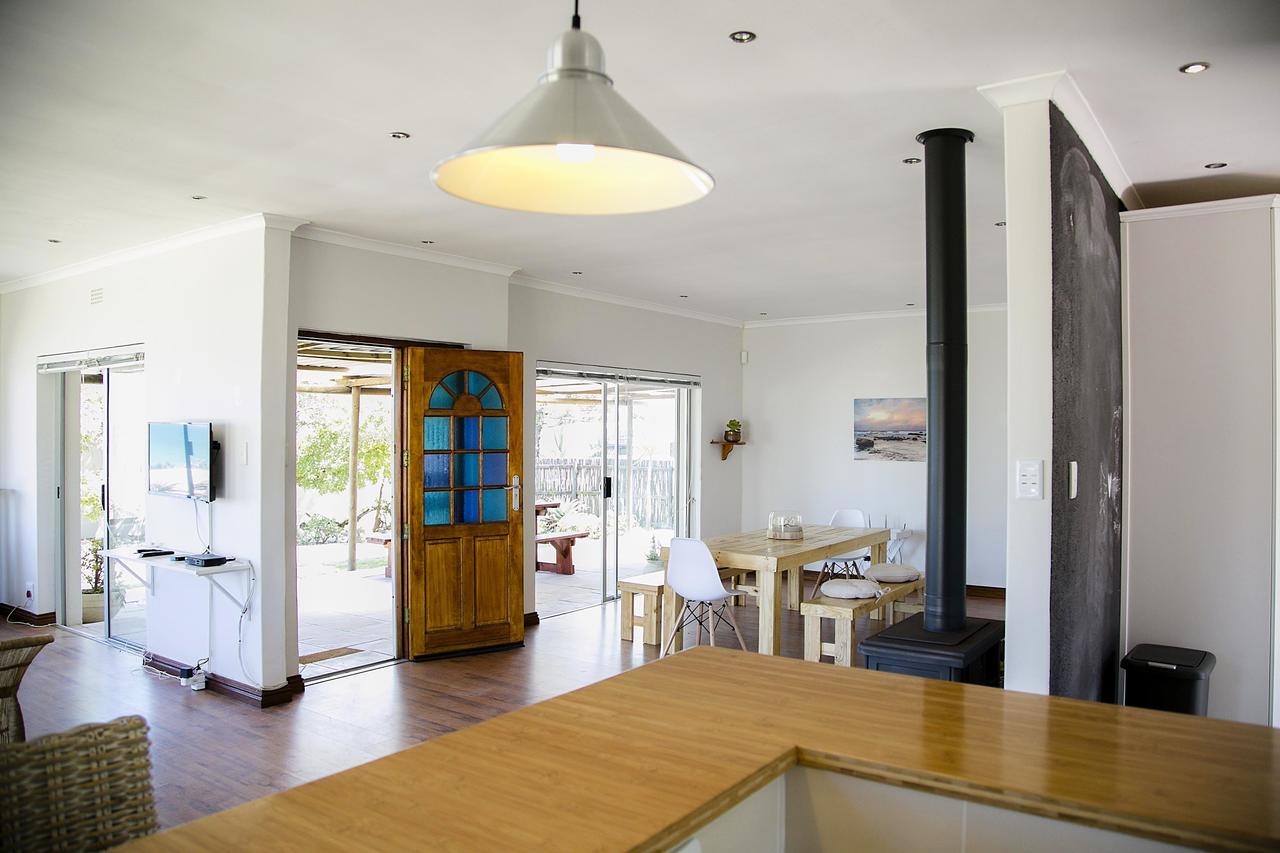 Amazing Beach House In Melkbos! Van Riebeeckstrand Экстерьер фото